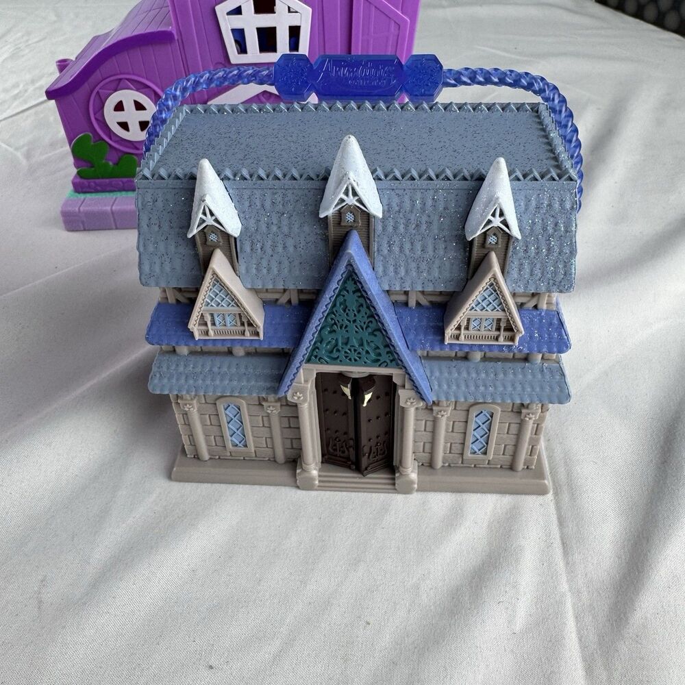 Polly Pocket Playset And Accessories Lot - Picture 9 of 10